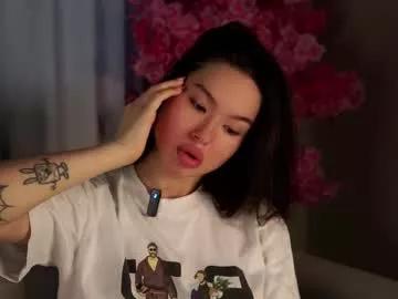 Girls: discover live performances with matured cam models, from teasing to fixations, in a variety of stunning live sex cams.