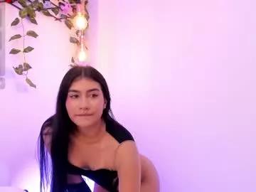 Girls: discover live performances with matured cam models, from teasing to fixations, in a variety of stunning live sex cams.
