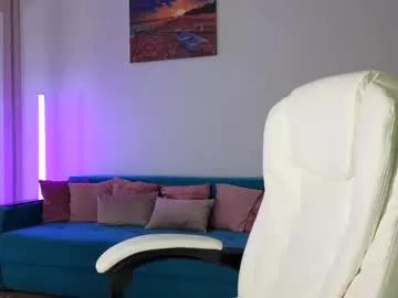 sarah2101 from Chaturbate
