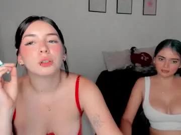 Girls: discover live performances with matured cam models, from teasing to fixations, in a variety of stunning live sex cams.