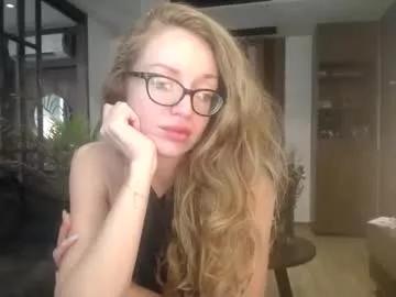sashasweetsasha from Chaturbate