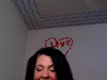 Girls: discover live performances with matured cam models, from teasing to fixations, in a variety of stunning live sex cams.