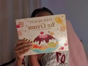 savannahwildee from Chaturbate