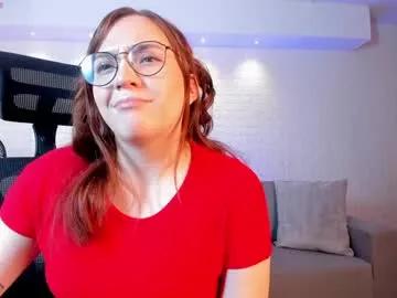 Girls: discover live performances with matured cam models, from teasing to fixations, in a variety of stunning live sex cams.