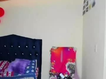 Girls: discover live performances with matured cam models, from teasing to fixations, in a variety of stunning live sex cams.
