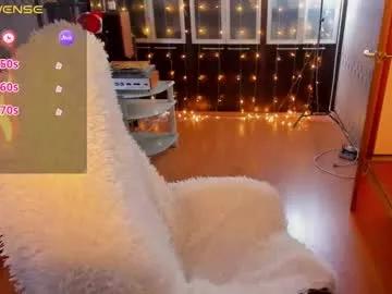 Girls: discover live performances with matured cam models, from teasing to fixations, in a variety of stunning live sex cams.