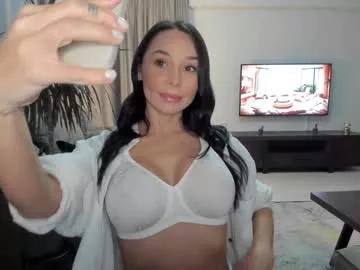 sensualbettty from Chaturbate