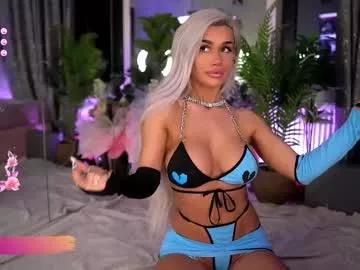 Girls: discover live performances with matured cam models, from teasing to fixations, in a variety of stunning live sex cams.