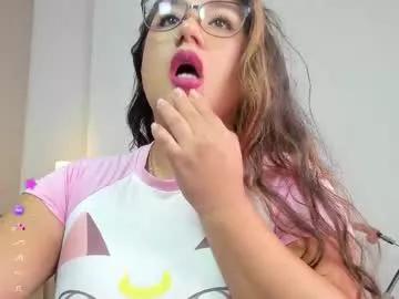 Girls: discover live performances with matured cam models, from teasing to fixations, in a variety of stunning live sex cams.