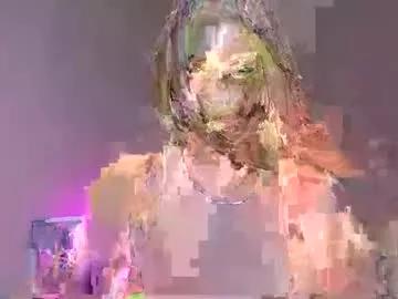 Girls: discover live performances with matured cam models, from teasing to fixations, in a variety of stunning live sex cams.