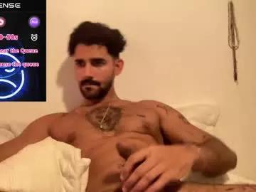 Girls: discover live performances with matured cam models, from teasing to fixations, in a variety of stunning live sex cams.