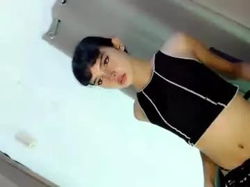 Girls: discover live performances with matured cam models, from teasing to fixations, in a variety of stunning live sex cams.