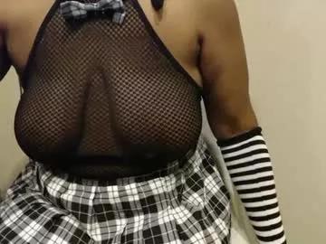 Girls: discover live performances with matured cam models, from teasing to fixations, in a variety of stunning live sex cams.