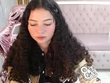 Girls: discover live performances with matured cam models, from teasing to fixations, in a variety of stunning live sex cams.