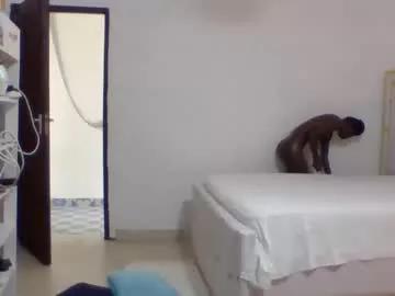 Girls: discover live performances with matured cam models, from teasing to fixations, in a variety of stunning live sex cams.