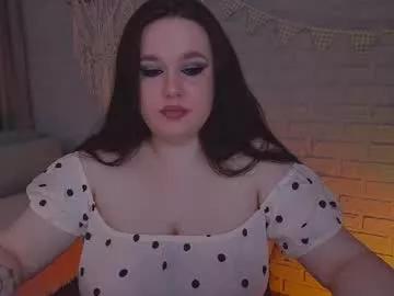 Girls: discover live performances with matured cam models, from teasing to fixations, in a variety of stunning live sex cams.