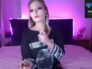 shysweetrish from Chaturbate