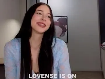 signehinz — GOAL: REMOVE BRA STRAPS [94 tokens remaining] Hi, my dear viewer My name is Eva, PVT IS OPEN #bigboobs #bigass #18 #shy #cute