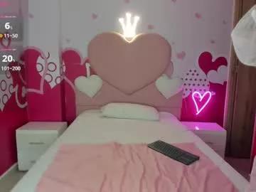 Girls: discover live performances with matured cam models, from teasing to fixations, in a variety of stunning live sex cams.