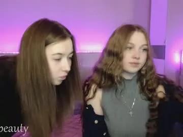 Girls: discover live performances with matured cam models, from teasing to fixations, in a variety of stunning live sex cams.
