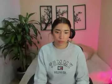 Girls: discover live performances with matured cam models, from teasing to fixations, in a variety of stunning live sex cams.