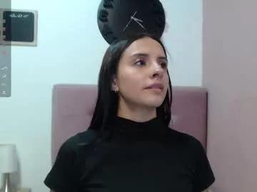 Girls: discover live performances with matured cam models, from teasing to fixations, in a variety of stunning live sex cams.