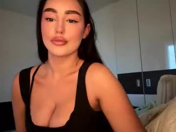 Girls: discover live performances with matured cam models, from teasing to fixations, in a variety of stunning live sex cams.