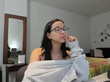 Girls: discover live performances with matured cam models, from teasing to fixations, in a variety of stunning live sex cams.