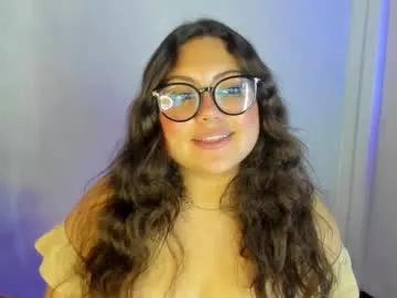 Girls: discover live performances with matured cam models, from teasing to fixations, in a variety of stunning live sex cams.
