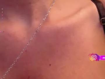 Girls: discover live performances with matured cam models, from teasing to fixations, in a variety of stunning live sex cams.