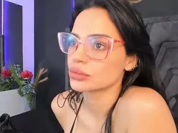 Girls: discover live performances with matured cam models, from teasing to fixations, in a variety of stunning live sex cams.