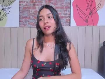 Girls: discover live performances with matured cam models, from teasing to fixations, in a variety of stunning live sex cams.