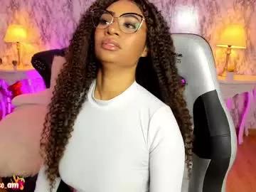 Girls: discover live performances with matured cam models, from teasing to fixations, in a variety of stunning live sex cams.