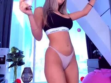 Girls: discover live performances with matured cam models, from teasing to fixations, in a variety of stunning live sex cams.