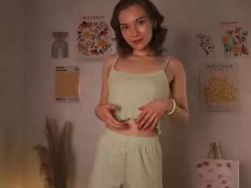 Girls: discover live performances with matured cam models, from teasing to fixations, in a variety of stunning live sex cams.