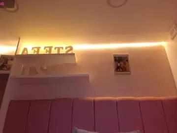 Girls: discover live performances with matured cam models, from teasing to fixations, in a variety of stunning live sex cams.