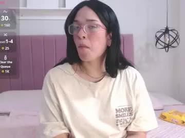 Girls: discover live performances with matured cam models, from teasing to fixations, in a variety of stunning live sex cams.