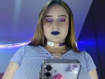 Girls: discover live performances with matured cam models, from teasing to fixations, in a variety of stunning live sex cams.