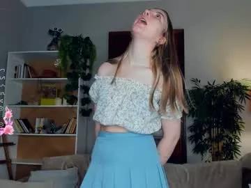 Girls: discover live performances with matured cam models, from teasing to fixations, in a variety of stunning live sex cams.