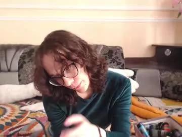 Girls: discover live performances with matured cam models, from teasing to fixations, in a variety of stunning live sex cams.
