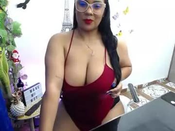 Girls: discover live performances with matured cam models, from teasing to fixations, in a variety of stunning live sex cams.