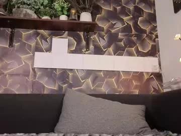 Girls: discover live performances with matured cam models, from teasing to fixations, in a variety of stunning live sex cams.