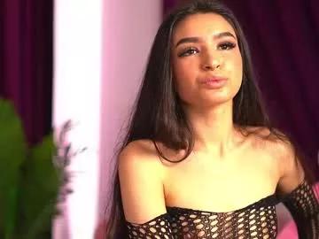Girls: discover live performances with matured cam models, from teasing to fixations, in a variety of stunning live sex cams.