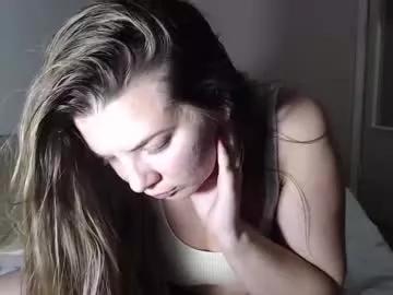 Girls: discover live performances with matured cam models, from teasing to fixations, in a variety of stunning live sex cams.