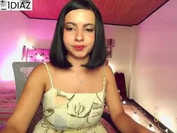 Girls: discover live performances with matured cam models, from teasing to fixations, in a variety of stunning live sex cams.