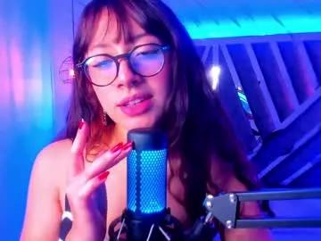 Girls: discover live performances with matured cam models, from teasing to fixations, in a variety of stunning live sex cams.