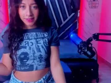 Girls: discover live performances with matured cam models, from teasing to fixations, in a variety of stunning live sex cams.