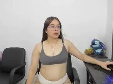 Girls: discover live performances with matured cam models, from teasing to fixations, in a variety of stunning live sex cams.