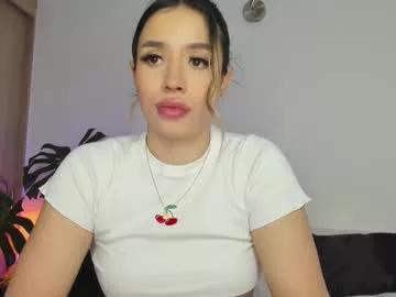 Girls: discover live performances with matured cam models, from teasing to fixations, in a variety of stunning live sex cams.