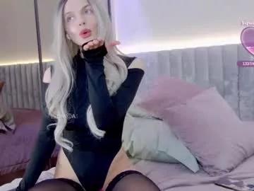 sweetbabyxx2021 from Chaturbate